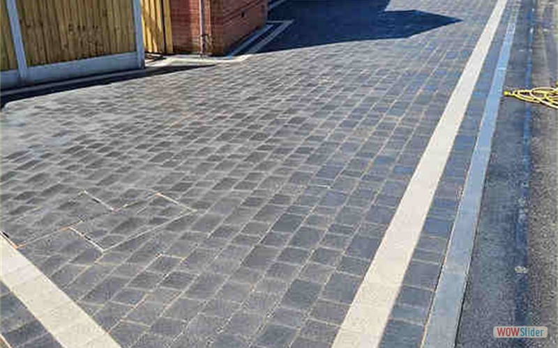 garden-paving-with-border-sm css image slider